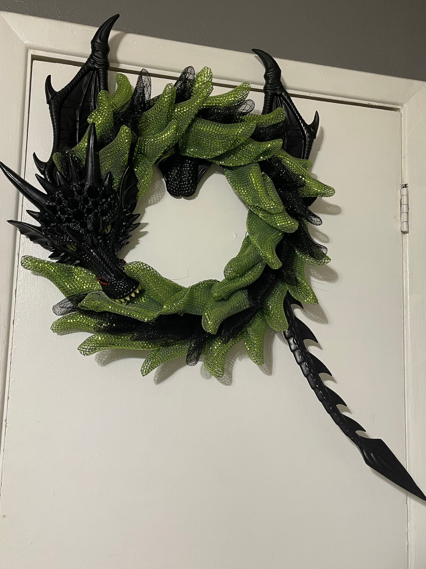 Dragon Wreath